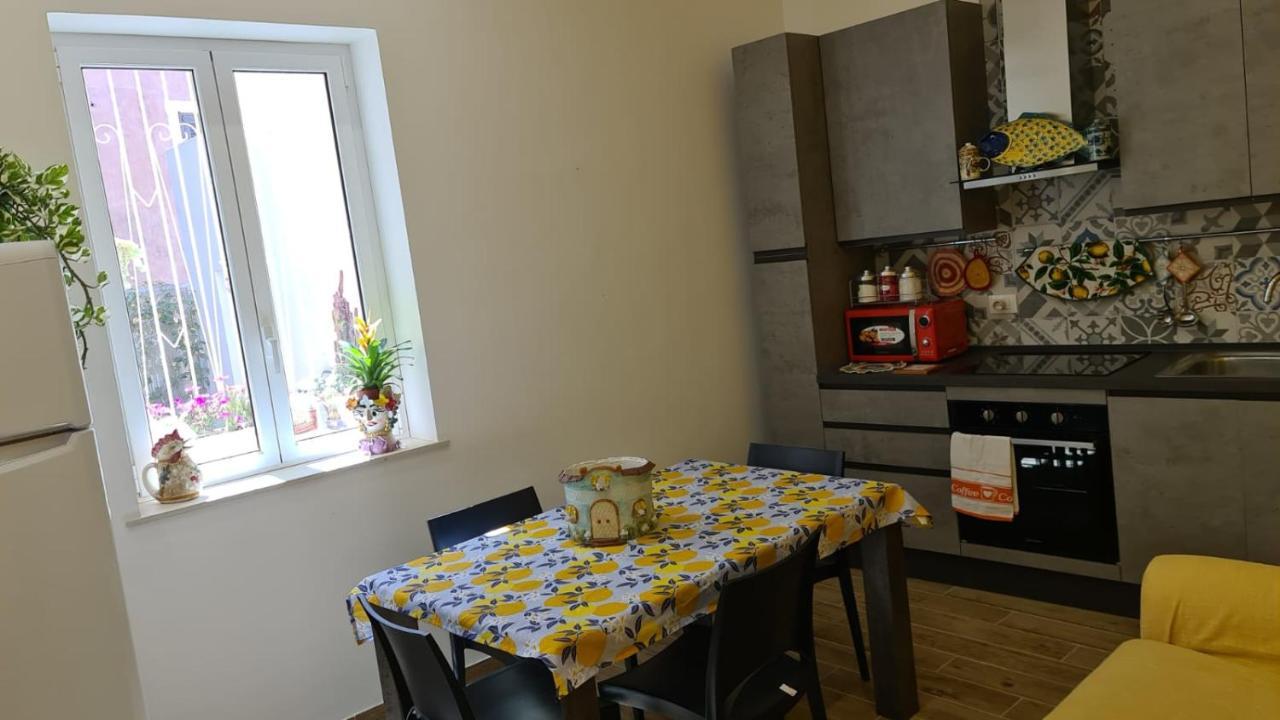 Casa Daphne Di Ortigia Appartement Syracuse Buitenkant foto
